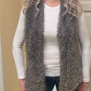 ❄️WINTER SALE❄️ CAbi Faux Fur Sweater Vest